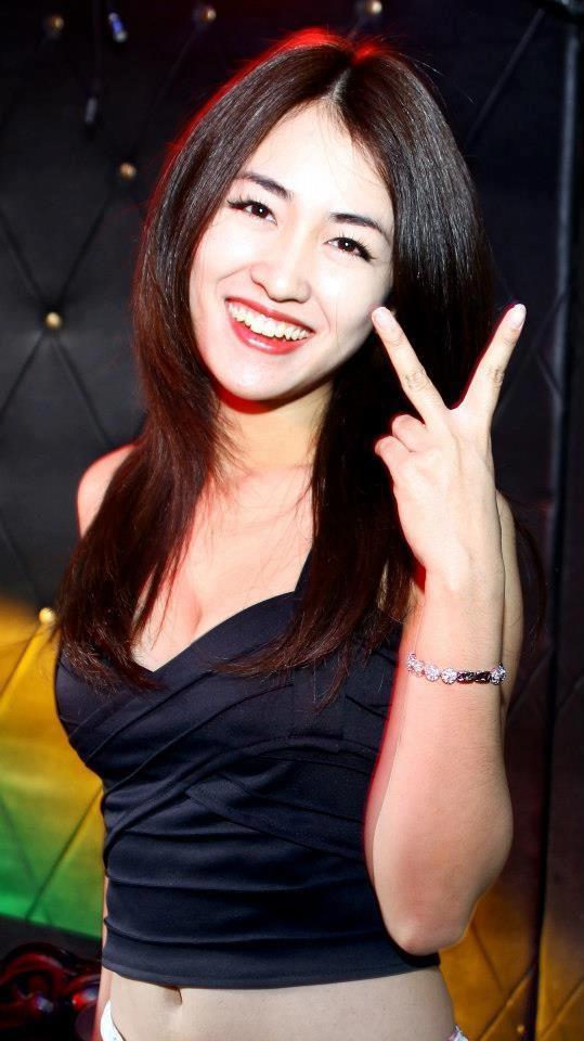 DJ Trang Moon